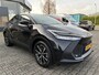 Toyota C-HR 2.0 PLUG-IN HYBRID 220 DYNAMIC NAVI APPLE/ANDROID BLIND-SPOT PARK-SENSOREN LED 18" LM-VELGEN NL-AUTO
