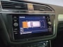Volkswagen Tiguan 1.5 TSI R-Line / Trekhaak / Adaptive / Virtual / NL Auto