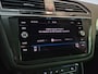 Volkswagen Tiguan 1.5 TSI R-Line / Trekhaak / Adaptive / Virtual / NL Auto