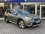 Subaru Forester 2.0i e-BOXER First Edition | Adaptieve Cruise Control | Stuurwielverwarming | Navigatie | Stoelverwarming voor + achter | Panoramadak | Afneembare trekhaak |