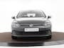 Volkswagen Golf 1.0 eTSI 110pk DSG Life · Apple/Android Car Play · P-Sensoren · Sfeerverlichting · Navigatie · 16'' Inch · garantie t/m 18-10-2027 of 100.000km