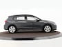 Volkswagen Golf 1.0 eTSI 110pk DSG Life · Apple/Android Car Play · P-Sensoren · Sfeerverlichting · Navigatie · 16'' Inch · garantie t/m 18-10-2027 of 100.000km