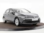 Volkswagen Golf 1.0 eTSI 110pk DSG Life · Apple/Android Car Play · P-Sensoren · Sfeerverlichting · Navigatie · 16'' Inch · garantie t/m 18-10-2027 of 100.000km