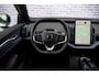 Volvo EX30 Single Motor Extended Range Ultra 69 kWh | Trekhaak | Adaptieve cruise control | Leer | Panorama dak | Harman & Kardon | Stoel/stuur verwarming |