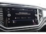 Volkswagen T-Roc 1.5 TSI 150pk DSG Sport | Navigatie | Camera | PDC | Trekhaak