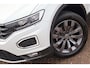 Volkswagen T-Roc 1.5 TSI 150pk DSG Sport | Navigatie | Camera | PDC | Trekhaak