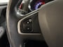 Renault Clio 1.2 - 120PK TCe Intens Automaat | Afneembare Trekhaak | Navi | Camera | Parkeersensoren | 17" Lichtmetalen Velgen | Armsteun | Licht & Regen Sensor | Full LED |
