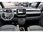 Volkswagen ID. Buzz Pro 8 Intro 77kWh 204PK / 150kW, Achteruitrijcamera (rear view), elektrisch uitklapbare trekhaak, DAB+, Lane Assist, adaptieve cruise control (acc), grootlichtassistent, 21'' LMV, draadloos telefoon opladen, geluidsimulator, verwarmbare vooruit, Apple Carplay & Android Auto, elektrisch verstel-, verwarm- en inklapbare buitenspiegels (spiegel pakket)