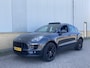 Porsche Macan 2.0 Turbo 252 pk automaat Volcano Grey Alcantara lederen bekleding-Panoramadak-Stoelverwarming