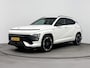 Hyundai Kona Electric N Line 65.4 kWh | All Season | 19" Lm-wielen | Stoel + stuurverwarming | Navigatie | 360 Camera | Adaptive cruise control | BTW auto