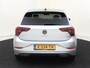 Volkswagen Polo 1.0 TSI R-Line | Digital cockpit Pro | Achteruitrijcamera | Climate control | Adaptieve cruise control | CarPlay | Elektrisch inklapbare buitenspiegels | Getint glas |