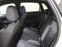 Volkswagen Polo 1.0 TSI R-Line | Digital cockpit Pro | Achteruitrijcamera | Climate control | Adaptieve cruise control | CarPlay | Elektrisch inklapbare buitenspiegels | Getint glas |