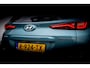 Hyundai Kona Electric EV Premium 64 kWh | Leer | Clima | Navi | Camera | | Two-Tone lak | Navigatie  | PDC V/A | Stoel / stuur verwarming |