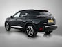 Peugeot e-2008 SUV EV Allure Pack 50 kWh 136pk | Accu SOH 92,6% | Navigatie | Achteruitrijcamera | 3D Cockpit | Climate Control | Cruise Control | Parkeersensoren v+a | Keyless start | Draadloze telefoonlader | Bluetooth | Apple CarPlay / Android Auto | DAB+ radio | Elektrisch inklapbare spiegels | Donker getint glas | 17" lichtmetalen velgen |