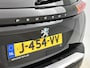 Peugeot e-2008 SUV EV Allure Pack 50 kWh 136pk | Accu SOH 92,6% | Navigatie | Achteruitrijcamera | 3D Cockpit | Climate Control | Cruise Control | Parkeersensoren v+a | Keyless start | Draadloze telefoonlader | Bluetooth | Apple CarPlay / Android Auto | DAB+ radio | Elektrisch inklapbare spiegels | Donker getint glas | 17" lichtmetalen velgen |