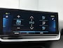 Peugeot e-2008 SUV EV Allure Pack 50 kWh 136pk | Accu SOH 92,6% | Navigatie | Achteruitrijcamera | 3D Cockpit | Climate Control | Cruise Control | Parkeersensoren v+a | Keyless start | Draadloze telefoonlader | Bluetooth | Apple CarPlay / Android Auto | DAB+ radio | Elektrisch inklapbare spiegels | Donker getint glas | 17" lichtmetalen velgen |