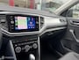Volkswagen T-Roc 1.5 TSI Active uitvoering / Carplay / Etc..