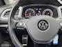 Volkswagen T-Roc 1.5 TSI Active uitvoering / Carplay / Etc..