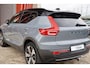 Volvo XC40 Recharge Ultimate 70 kWh | Panoramadak | Trekhaak | 360° Camera | BLIS | Pilot Ass. | Stoelverwarming | Glossy Black