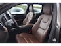 Volvo XC60 T8 Recharge AWD Inscription | Panoramadak | Parkeercamera | Stoelverwarming | BLIS | Pilot Assist | Trekhaak | Leder | Keyless
