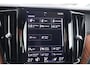 Volvo XC60 T8 Recharge AWD Inscription | Panoramadak | Parkeercamera | Stoelverwarming | BLIS | Pilot Assist | Trekhaak | Leder | Keyless