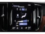 Volvo XC60 T8 Recharge AWD Inscription | Panoramadak | Parkeercamera | Stoelverwarming | BLIS | Pilot Assist | Trekhaak | Leder | Keyless