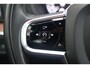 Volvo XC60 T8 Recharge AWD Inscription | Panoramadak | Parkeercamera | Stoelverwarming | BLIS | Pilot Assist | Trekhaak | Leder | Keyless