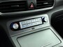 Hyundai Kona Electric EV Fashion 64 kWh | Unieke km-stand! | Stoelverwarming | Navigatie | Camera | Head-up display |