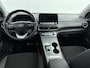Hyundai Kona Electric EV Fashion 64 kWh | Unieke km-stand! | Stoelverwarming | Navigatie | Camera | Head-up display |