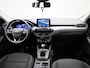 Ford Kuga 1.5 EcoBoost Titanium | LMV | Virtual cockpit | Trekhaak | Cruise control | Camera | Bluetooth | Apple carplay | Navigatie | Climate control | Winterpack | Stoel/ stuur verwarming | DAB | Parkeer sensoren