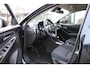 Mazda 2 1.5 Skyactiv-G Luxury Automaat, HUD, Cruise, Clima, Navi, Stuurverwarming, Stoelverwarming, Apple Carplay, BSM, LMV 16 Inch, All Season, Camera