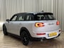 MINI Clubman Mini 1.5 Cooper 136PK / Sportstoelen + -verwarmd / LED / Two Tone Black / Cruise / Keyless / Navi / Org. NL + NAP
