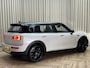 MINI Clubman Mini 1.5 Cooper 136PK / Sportstoelen + -verwarmd / LED / Two Tone Black / Cruise / Keyless / Navi / Org. NL + NAP