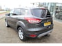 Ford Kuga 1.5 Titanium , 150pk , 2000kg Trekgewicht , Hoge zit Climate control , Camera , Trekhaak , Bluetooth , Cruise control Achterklep elektrisch bedienbaar , Voorruitverwarming