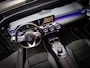 Mercedes-Benz A-klasse 250 e Business Solution AMG Limited (SFEERVERLICHTING, APPLE CARPLAY/ANDROID AUTO, STOELVERWARMING, PANO)