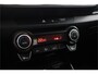 Kia Stonic 1.0 T-GDi MHEV DynamicLine - Trekhaak - Apple Carplay/ Android Auto - Cruise Control - Airco - Achteruitrijcamera - Fabrieksgarantie tot 02-2029