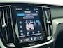 Volvo V60 2.0 B4 Core | Lederen bekleding | 19-inch | 360 graden camera