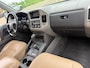 Mitsubishi Pajero 3.2 Di-D GLX HR 4X4 in automaat met leer en trekhaak en airco en cruise controle