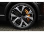 Polestar 3 Long Range Dual Motor Performance 111 kWh, Pilot- en Plus Pack, Bowers&Wilkins Premium Audio, Accenten in Swedish Gold, Polestar Engineered dynamisch onderstel, Luchtvering, Pilot Assist, Head-up Display, 22" Performance (Forged Performance focused wheels)