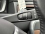 Volvo V70 T5 Summum Automaat | Leder | Bi-Xenon | Memory | Schuif/kanteldak | Parkeersensoren v+a | Verwarmde voor stoelen |