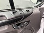 Ford Transit Custom 2.0TDCI Lang Imperiaal | Trekhaak | Achterdeuren | Airco | Cruise | 3-Persoons