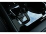 Volvo XC40 B4 Automaat Plus Dark | Trekhaak | Stoel- en Stuurverwarming | Adaptieve Cruise Control | Pilot Assist | Elektrische Voorstoelen | Achteruitrijcamera | Harman Kardon Audio