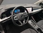 Volkswagen Golf Style 1.5 eTSI 150pk DSG Automaat Adaptive cruise control, Navigatie, LED koplampen, Achteruitrijcamera, Stoelverwarming, App connect, Parkeersensoren
