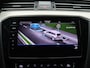 Volkswagen Passat Variant 1.5 TSI Elegance Business R 150PK DSG Matrix LED-Verlichting, 19" LM Velgen, Trekhaak, Achteruitrijcamera, Alarm, Discover Pro Navi, Stoelverwarming, Voorruitverwarming, Keyless