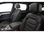 Volkswagen Touareg R Edition 3.0 TSI eHybrid 462pk Tiptronic Trekhaak, Lederen bekleding, DYN audio, Head up display, Luchtvering, Adaptive cruise control, 360 camera