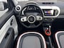 Renault Twingo Z.E. 22KWh Vibes Automaat / Dealer onderhouden / Accu SoH 93,96 % / WLTP 186 km stad 261 km / Navigatie via Apple Carplay Android / Stoelverwarming / 16" LM wielen met All Season banden /