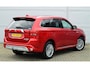 Mitsubishi Outlander PHEV 2.4 INSTYLE 4WD | PLUG IN HYBRID | V2G | FULL OPTIONS | SCHUIFDAK | ADAPTIEF CRUISE | TREKHAAK 1500KG | ALL SEASON BANDEN | ALL IN RIJKLAARPRIJS