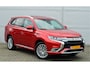 Mitsubishi Outlander PHEV 2.4 INSTYLE 4WD | PLUG IN HYBRID | V2G | FULL OPTIONS | SCHUIFDAK | ADAPTIEF CRUISE | TREKHAAK 1500KG | ALL SEASON BANDEN | ALL IN RIJKLAARPRIJS
