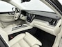 Volvo XC60 T6 Recharge Plus Bright | 20" |  Panoramadak | Elektrisch verst. stoelen | Adaptieve cruise control | BLIS | Stoel- stuur- achterbankverwarming | Keyless | Parkeercamera