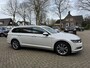 Volkswagen Passat Variant 1.6 TDI Highline Automaat Schuifdak